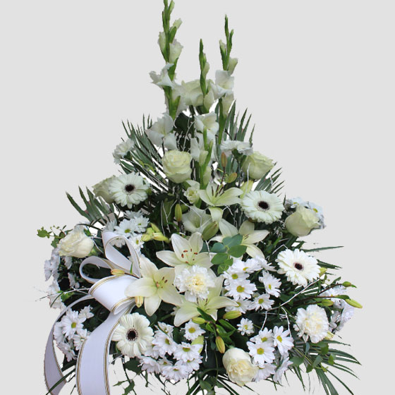 Centro Funerario Margaritas y Gerberas